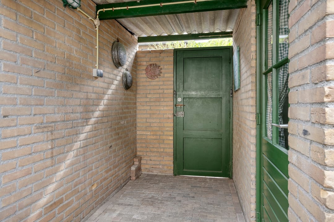Photo 43 of Busweg 20