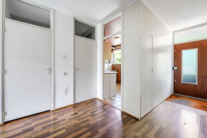 Appartement te koop: Sint Martinuslaan 25, Voorburg