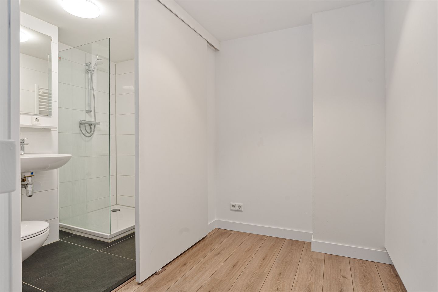 Photo 19 of Fascinatio Boulevard 944-E