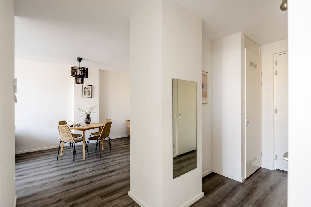 Photo 16 of Overschiestraat 17-B1