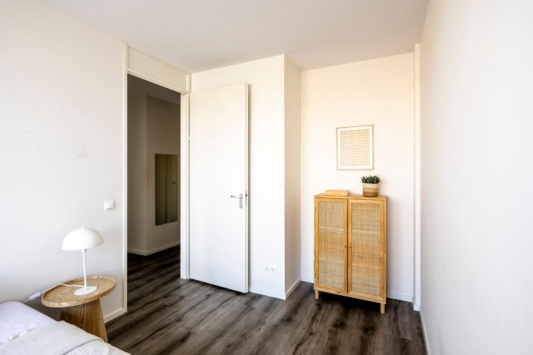 Photo 11 of Overschiestraat 17-B1