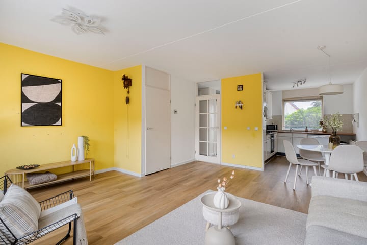 Tussenwoning te koop: Croocklaan 3, Maarssen