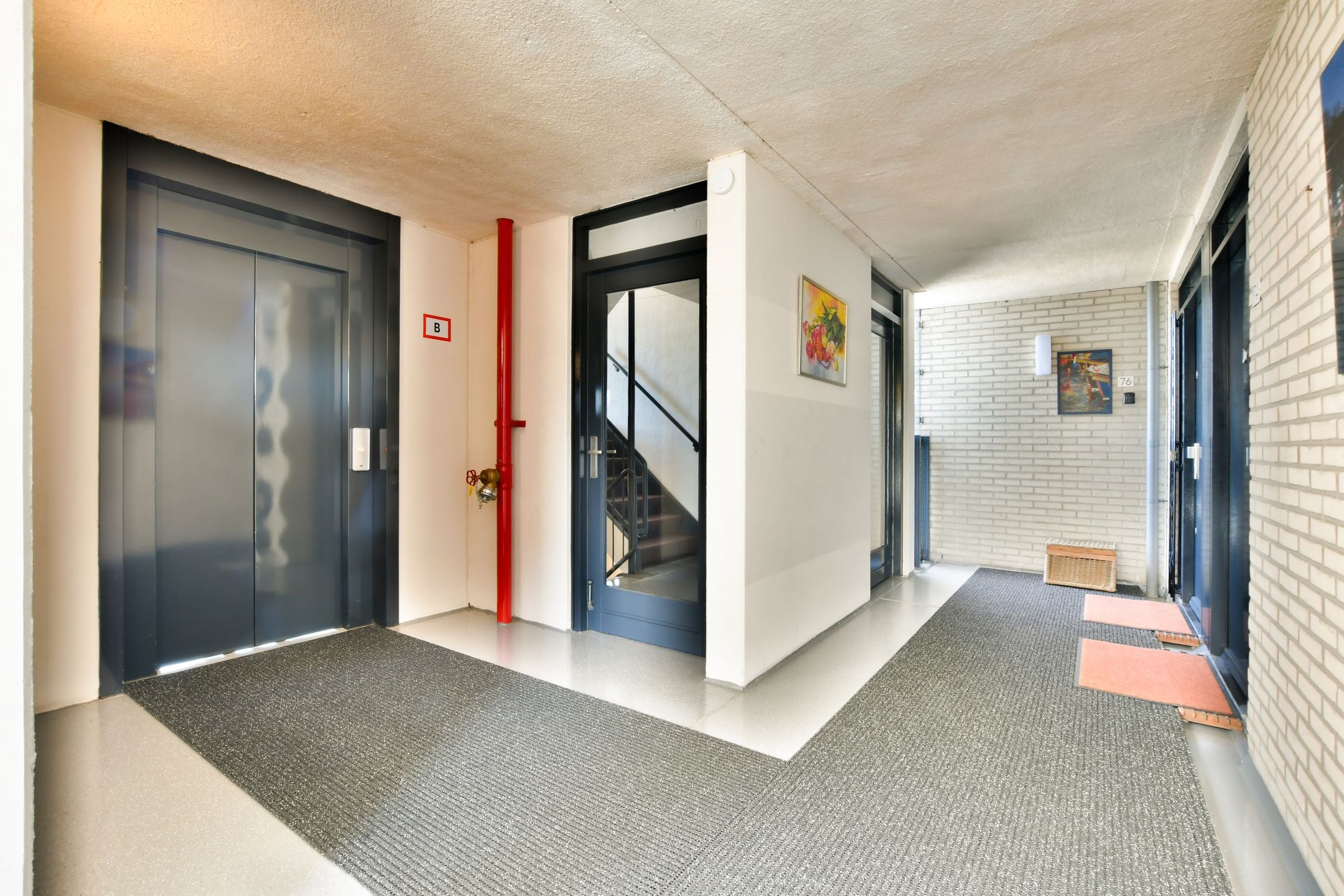Foto 6 van Lotusstraat 76