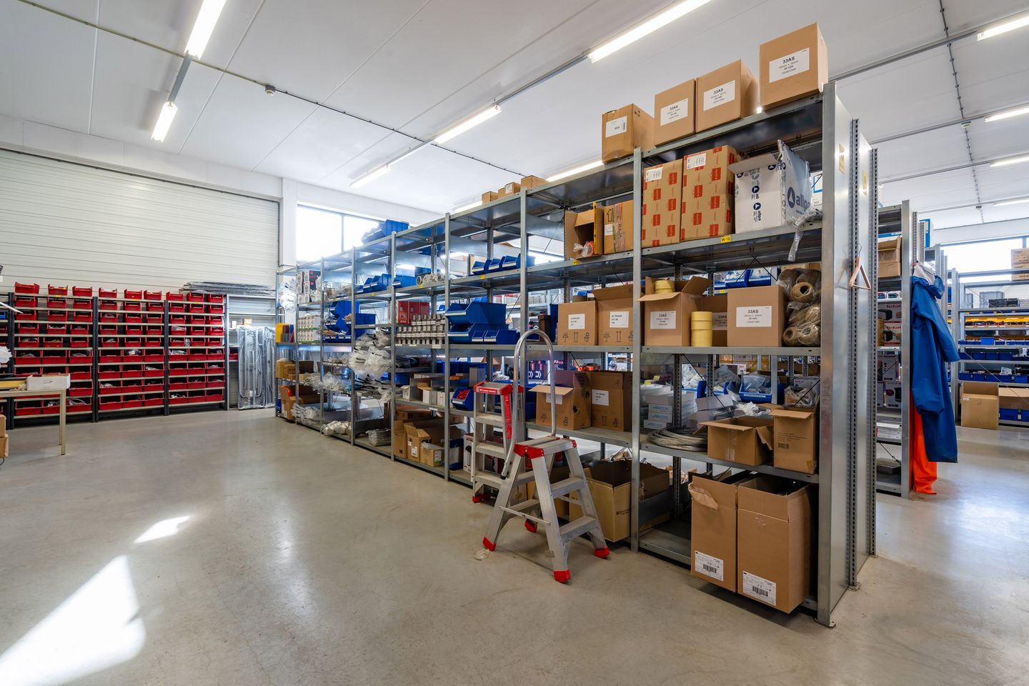 Bekijk foto 4 van Van Meelstraat 11
