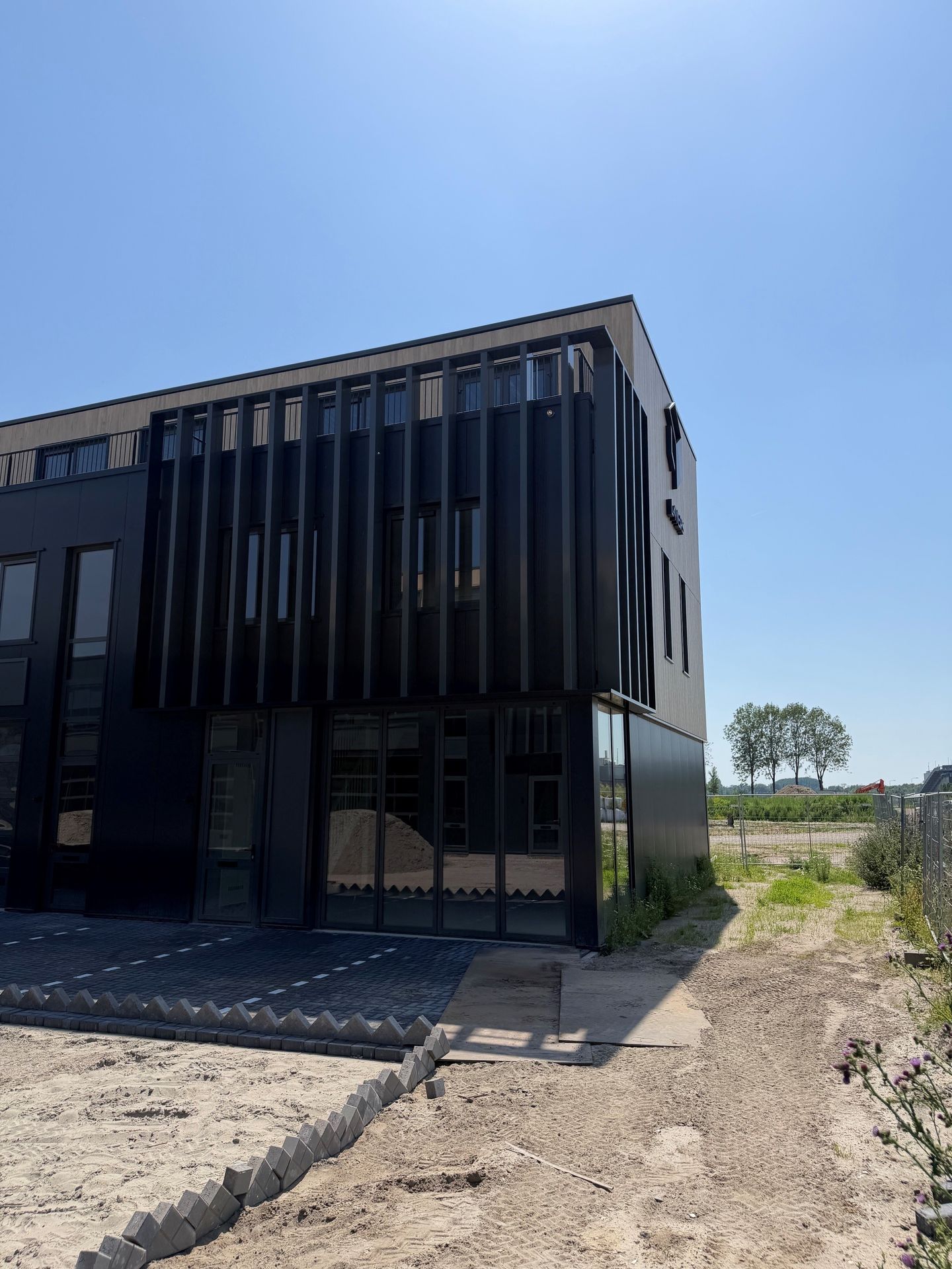 View photo 1 of Kroonlaan 15
