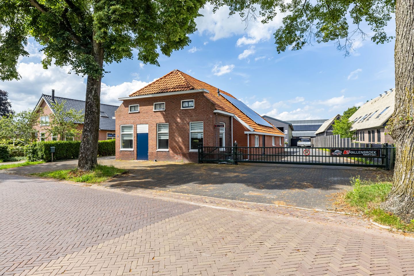 Bekijk foto 5 van Bonnen 15