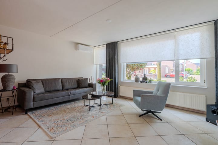 Hoekwoning te koop: Klaproos 65, Venray