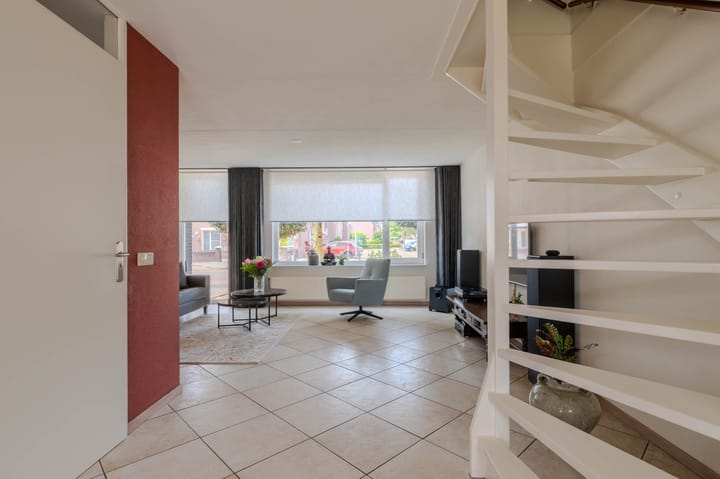 Hoekwoning te koop: Klaproos 65, Venray