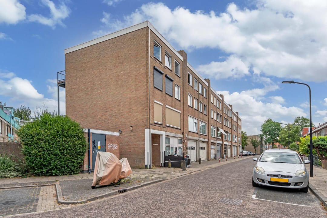 Photo 37 of Graafwijkstraat 16