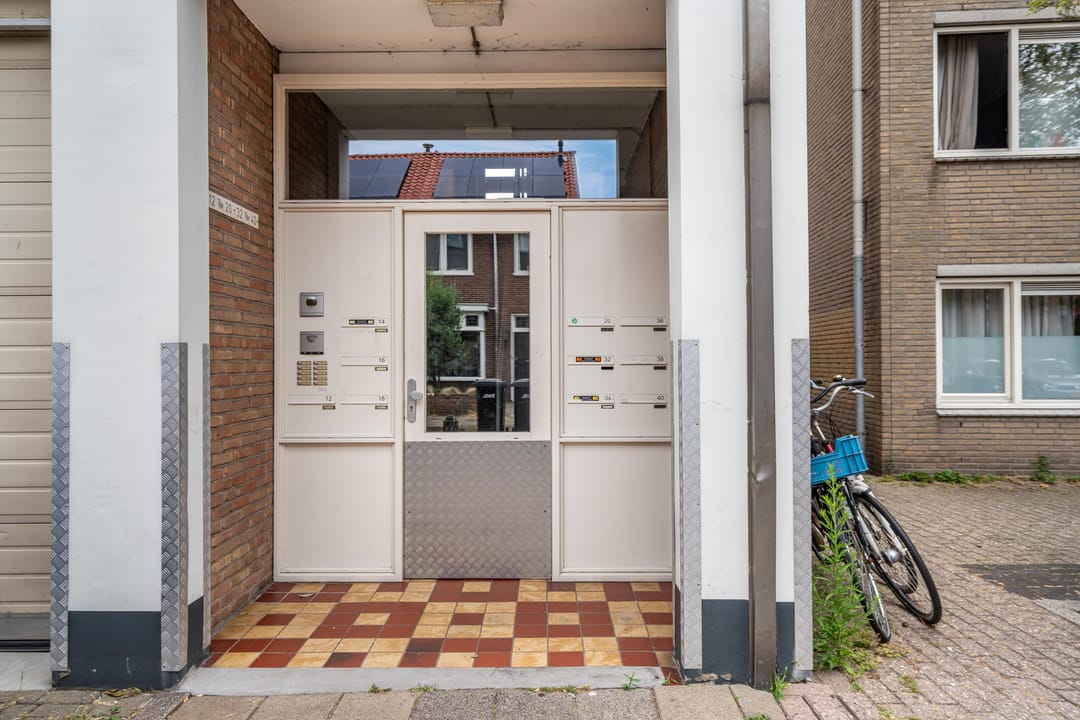 Photo 32 of Graafwijkstraat 16