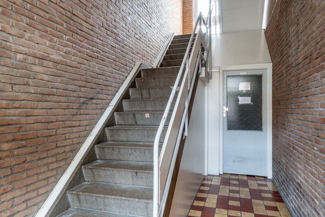Photo 38 of Graafwijkstraat 16