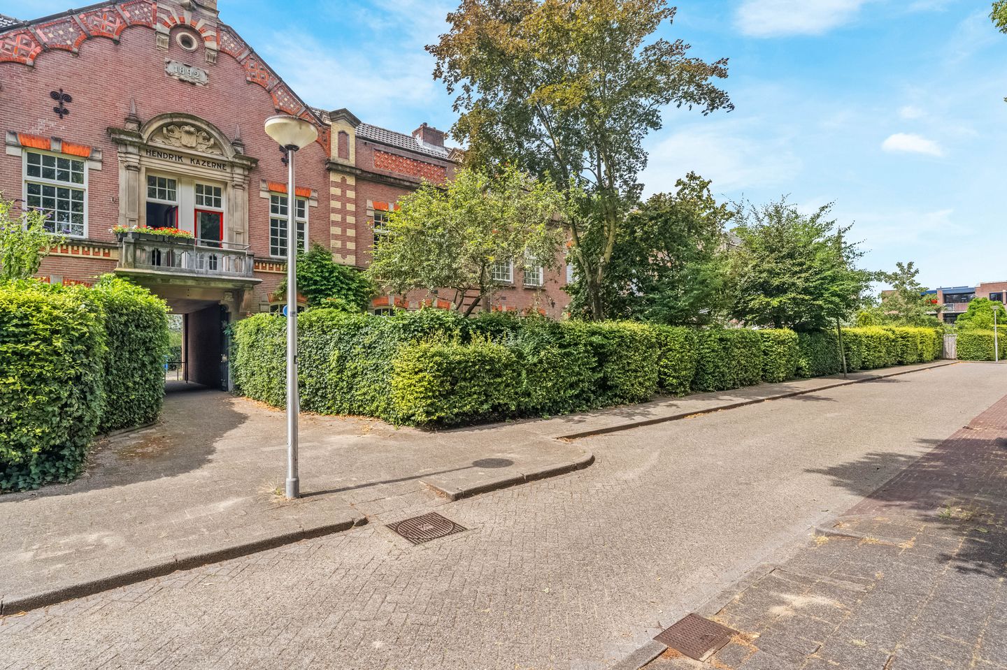 Photo 40 of Graaf Hendriklaan 27