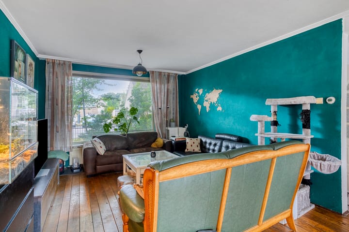 Tussenwoning te koop: Paulus Potterlaan 27, Helmond