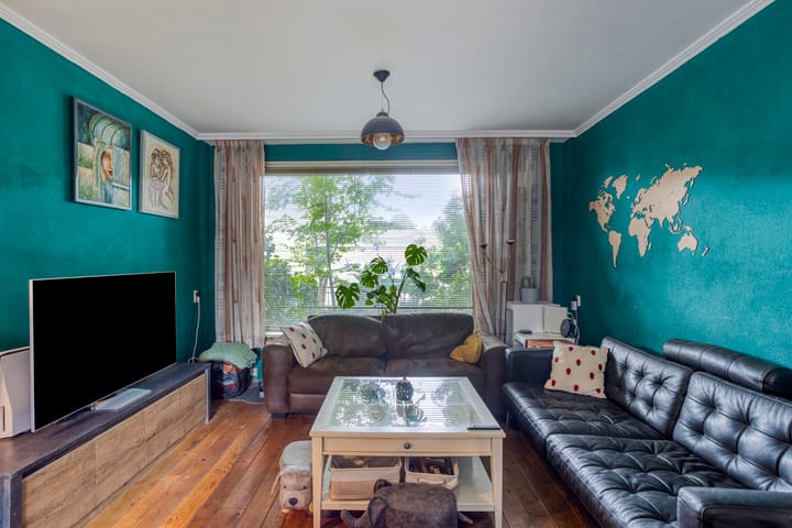 Tussenwoning te koop: Paulus Potterlaan 27, Helmond