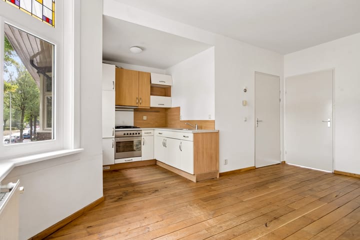 Studio te koop: Burgemeester van Tuyllkade 106A, Utrecht