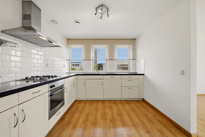 Appartement te koop: Dr. Kuyperstraat 4D, 'S-Gravenhage