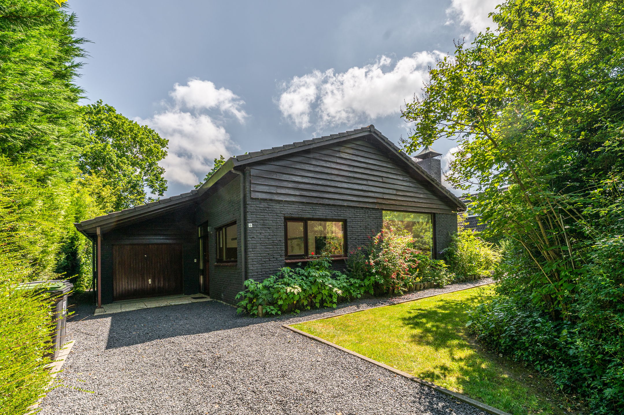 3-bedroom freehold villa in Oostkapelle — photo 2 of 5