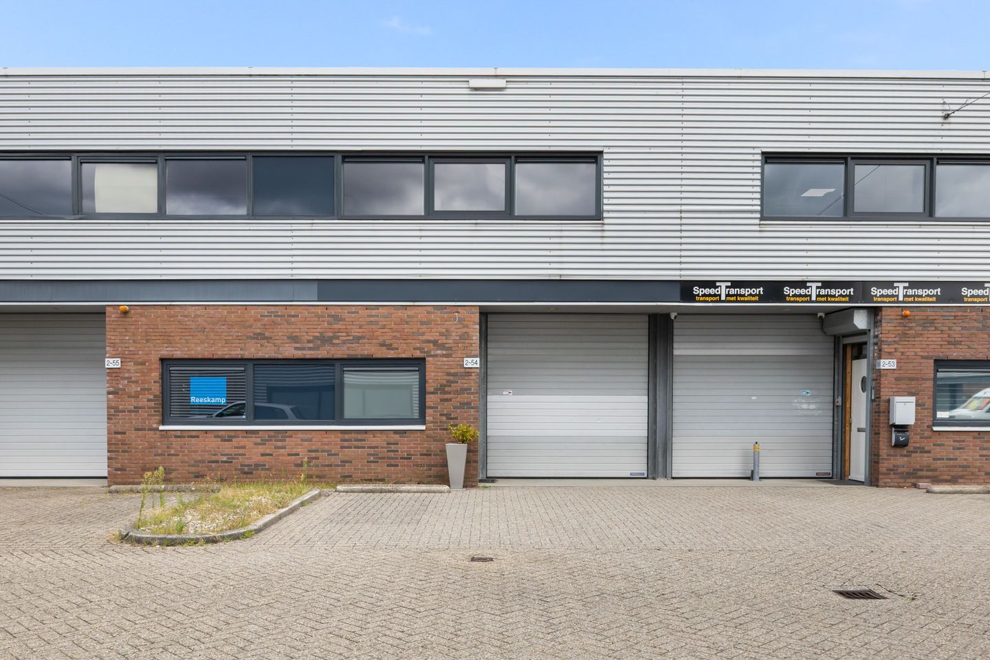 Bekijk foto 1 van Koningsweg 2-54