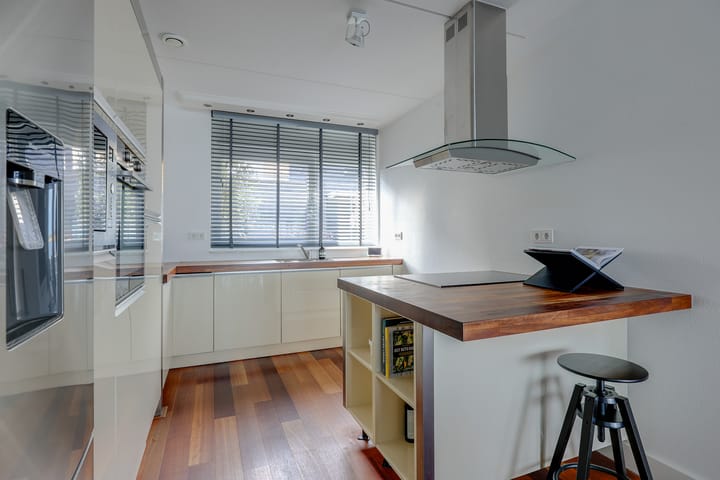 Tussenwoning te koop: Fokkeboom 52, Almere