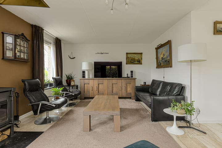 Vrijstaande woning te koop: Lange Slagen 15, Breda