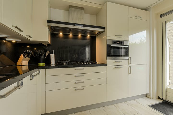 Vrijstaande woning te koop: Lange Slagen 15, Breda