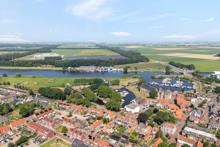 Vrijstaande woning te koop: De Voorst 1, Vollenhove