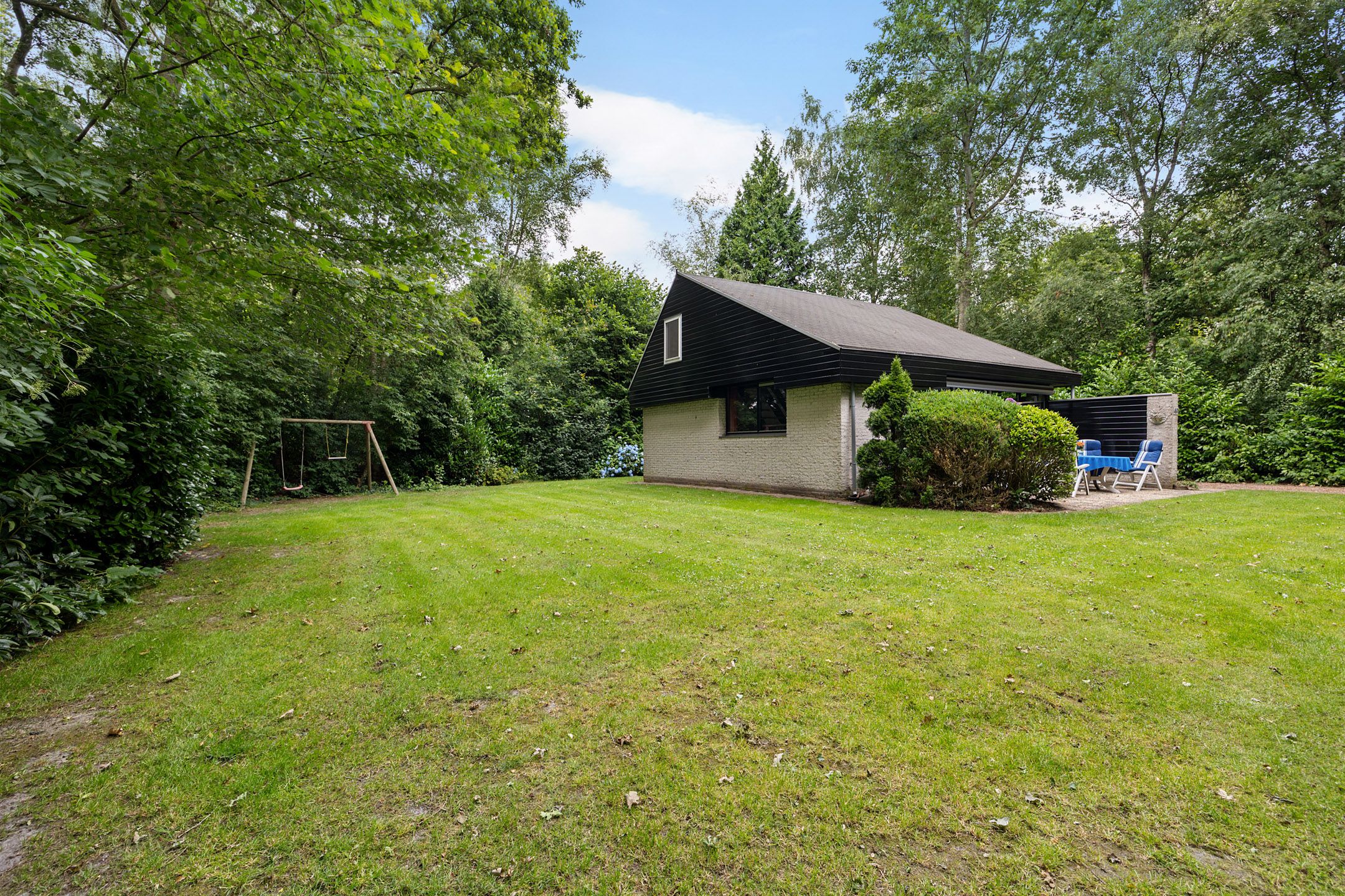 4-bedroom freehold villa in Geesbrug — photo 4 of 5