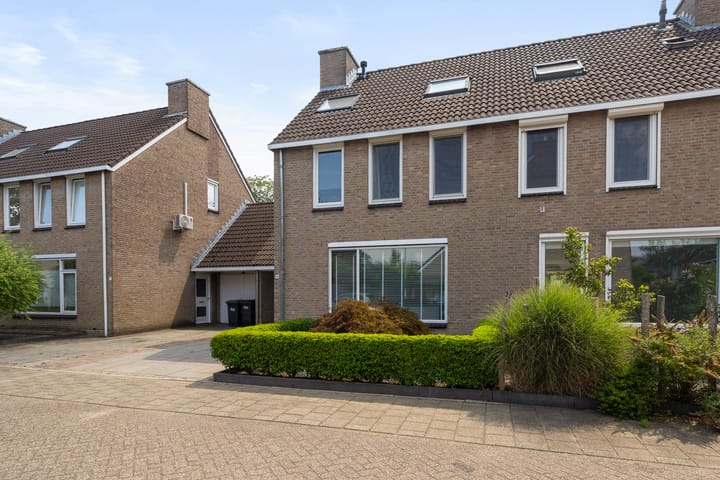 Tussenwoning te koop: Garonnelaan 9, Eindhoven