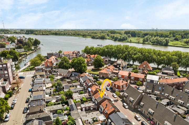 Foto 4 van Admiraal de Ruyterstraat 90