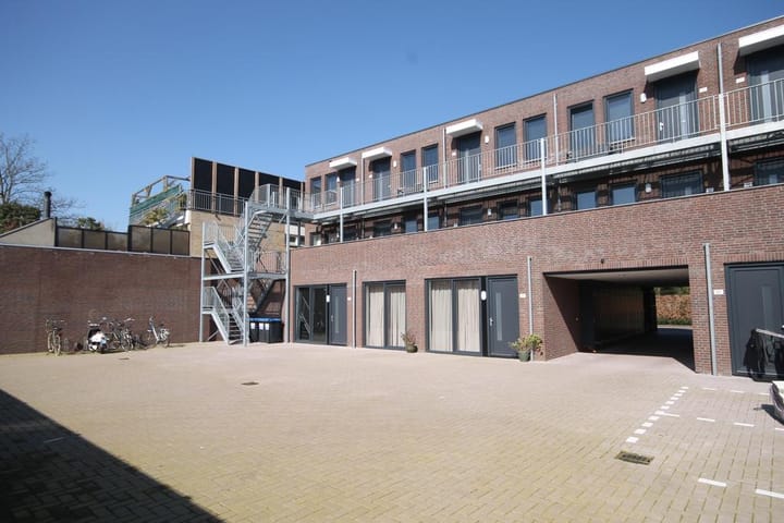 Appartement te huur: Bredaseweg 30D, Roosendaal