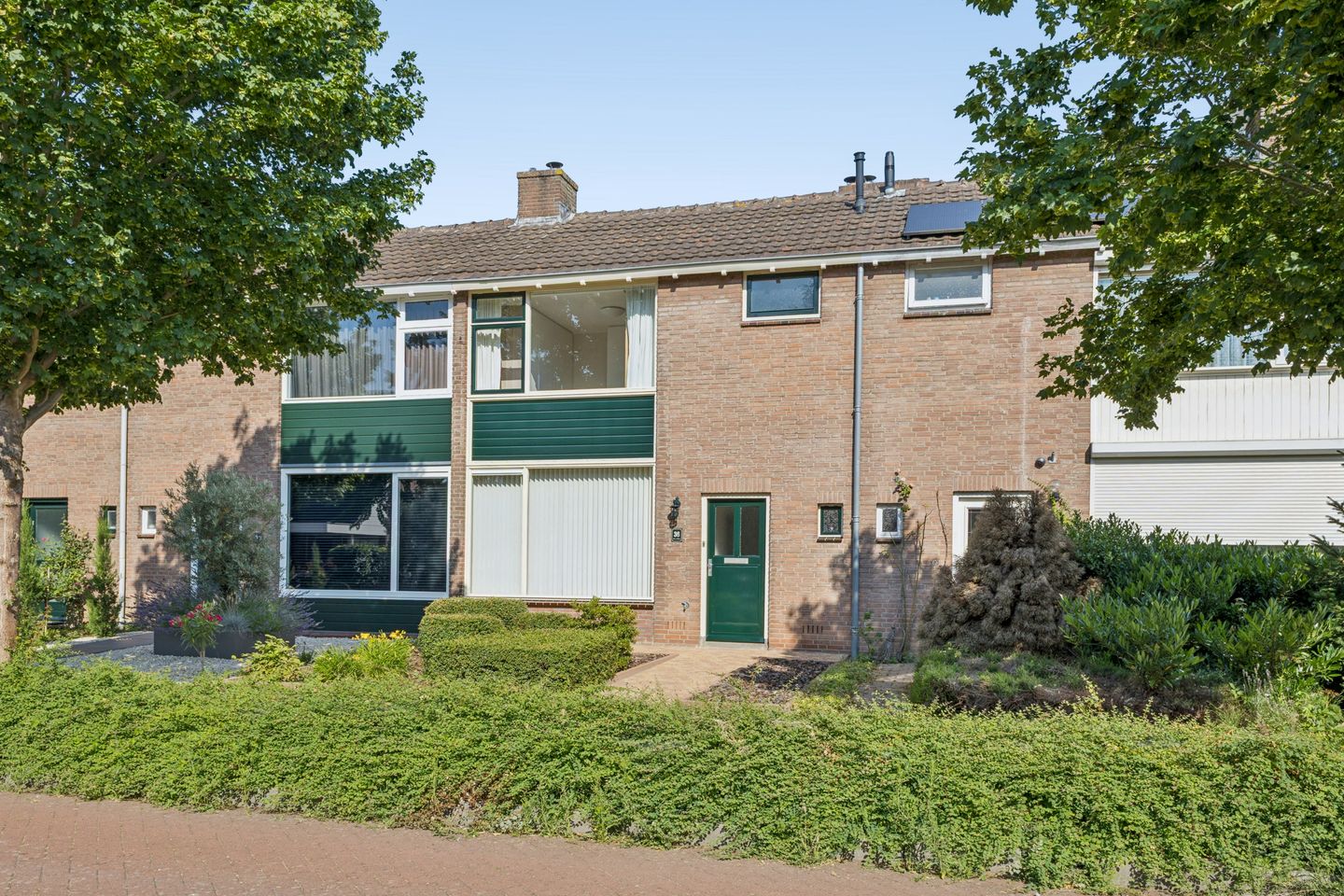 Foto 1 van Warmoesstraat 36