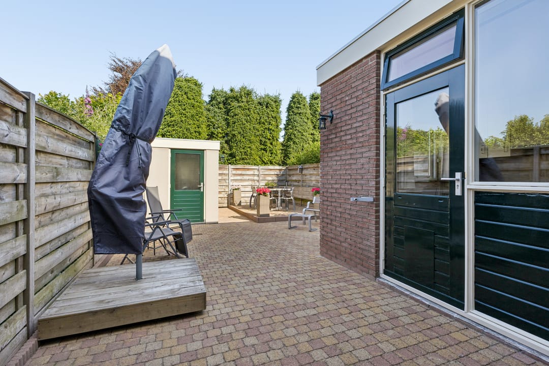 Photo 41 of Warmoesstraat 36