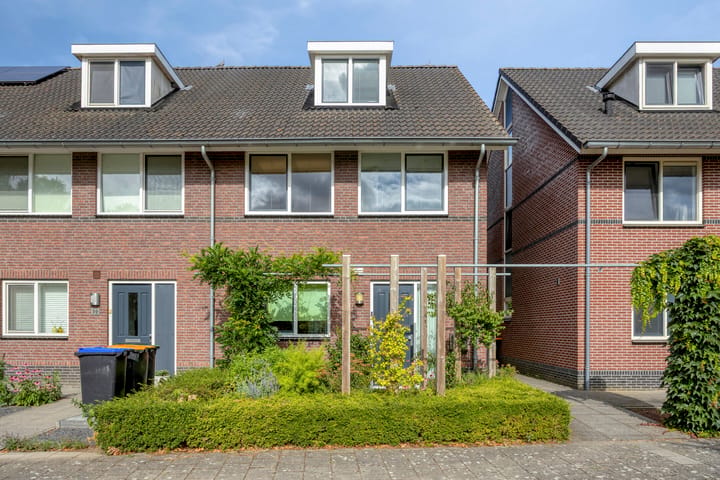 Hoekwoning te koop: Kapelweg 14, Vragender