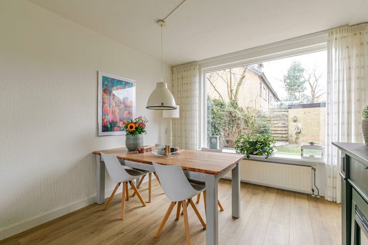 Tussenwoning te koop: Weidelaan 5, Leersum