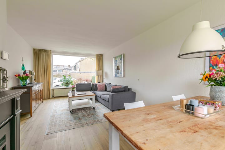 Tussenwoning te koop: Weidelaan 5, Leersum
