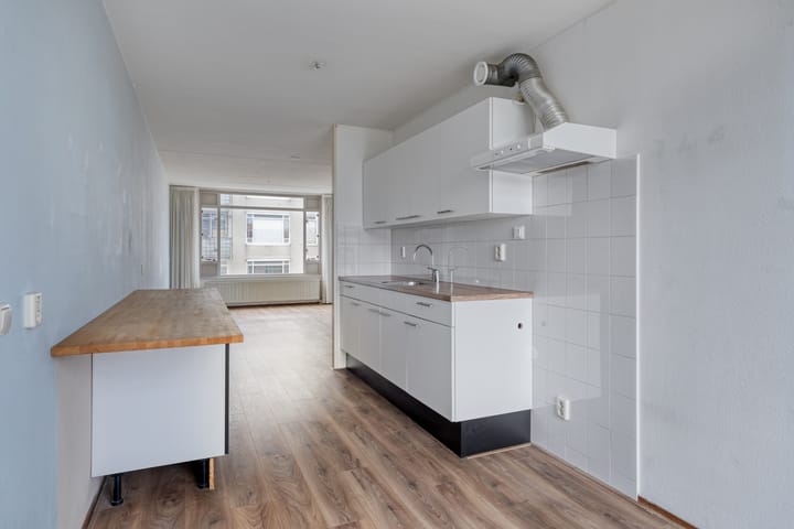 Appartement te koop: Coosje Buskenstraat 232, Vlissingen