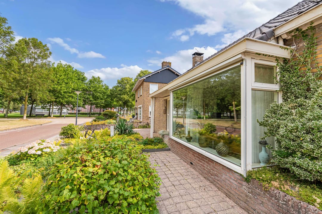 Foto 7 van Hertog van Saxenlaan 54
