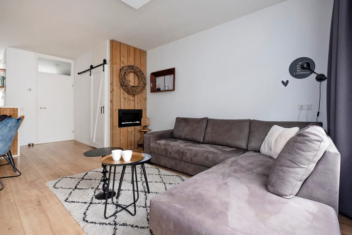 Tussenwoning te koop: It Weidlân 32, Akkrum