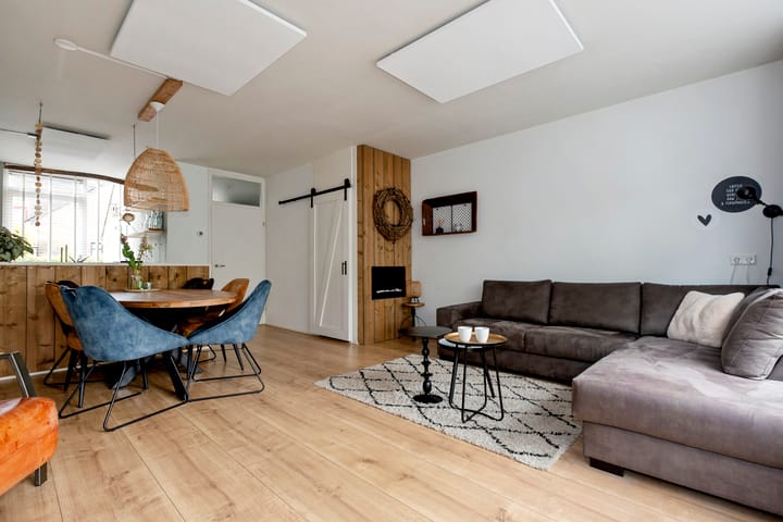 Tussenwoning te koop: It Weidlân 32, Akkrum