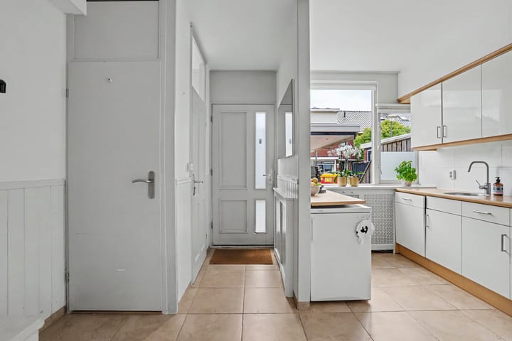 Tussenwoning te koop: Beemd 10, Borne
