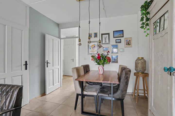 Tussenwoning te koop: Beemd 10, Borne