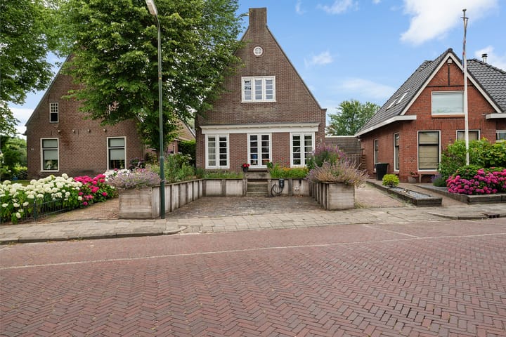 Vrijstaande woning te koop: Master fan Loanstrjitte 23, Mitselwier