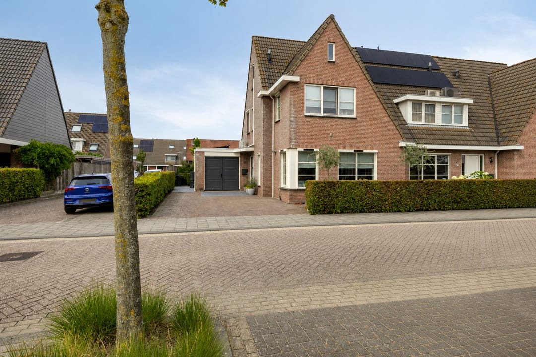 Foto 1 van Santgors 27