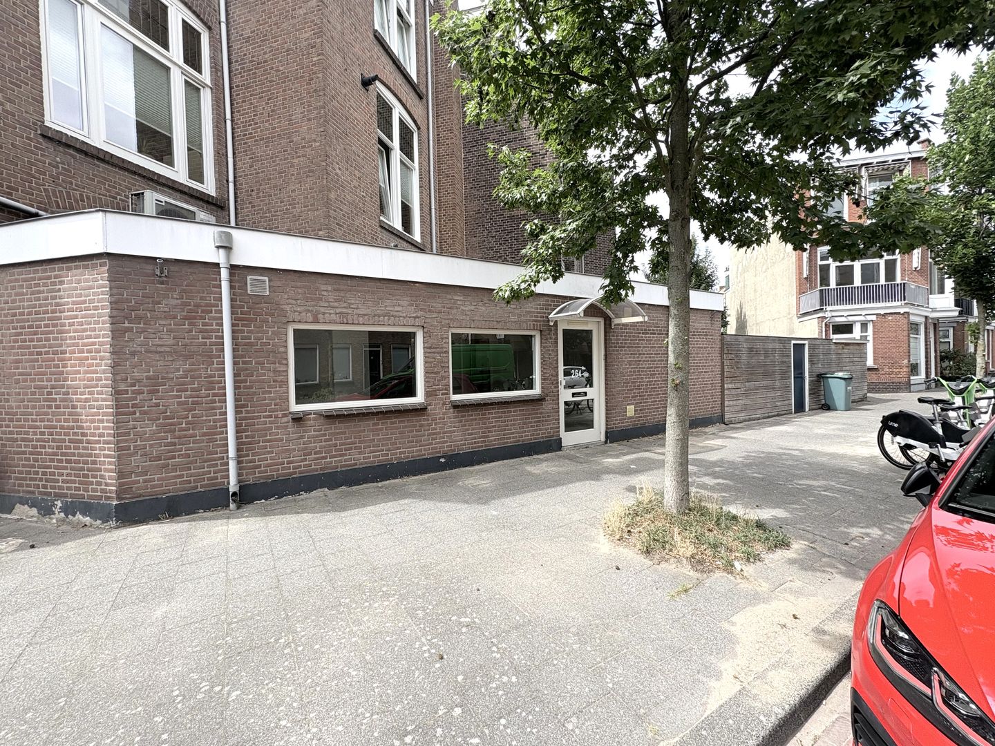 View photo 4 of Laan van Nieuw-Oost-Indië 264-A