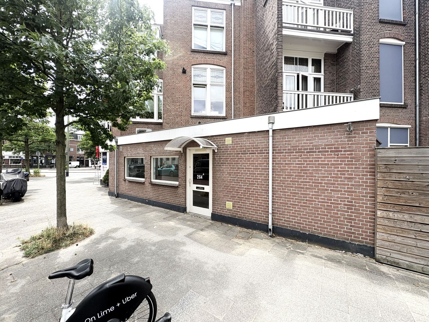 View photo 3 of Laan van Nieuw-Oost-Indië 264-A