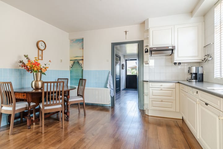 Vrijstaande woning te koop: Krommedelseweg 19, Loosbroek