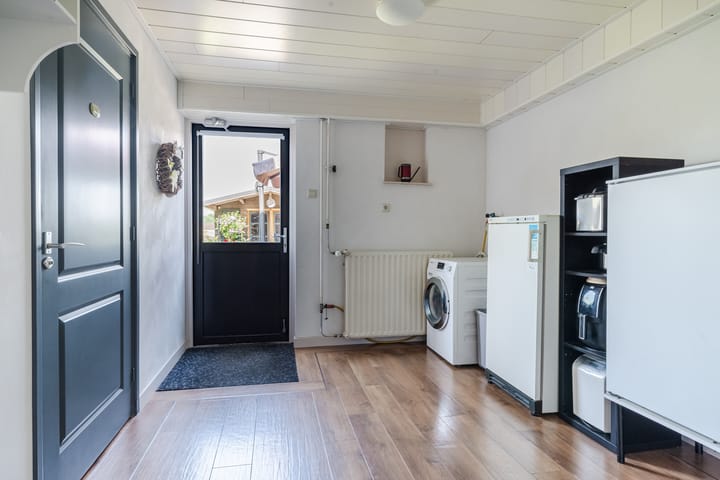 Vrijstaande woning te koop: Krommedelseweg 19, Loosbroek