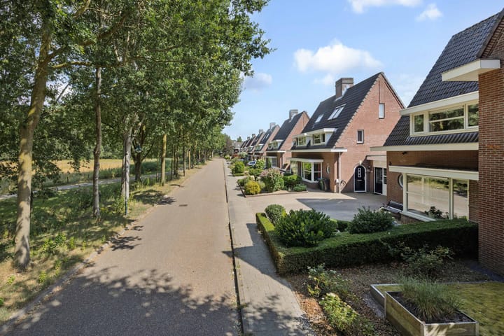 Tussenwoning te koop: de Groote Scheerelaan 27, Helmond