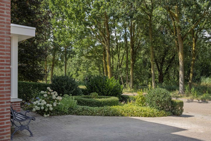 Tussenwoning te koop: de Groote Scheerelaan 27, Helmond