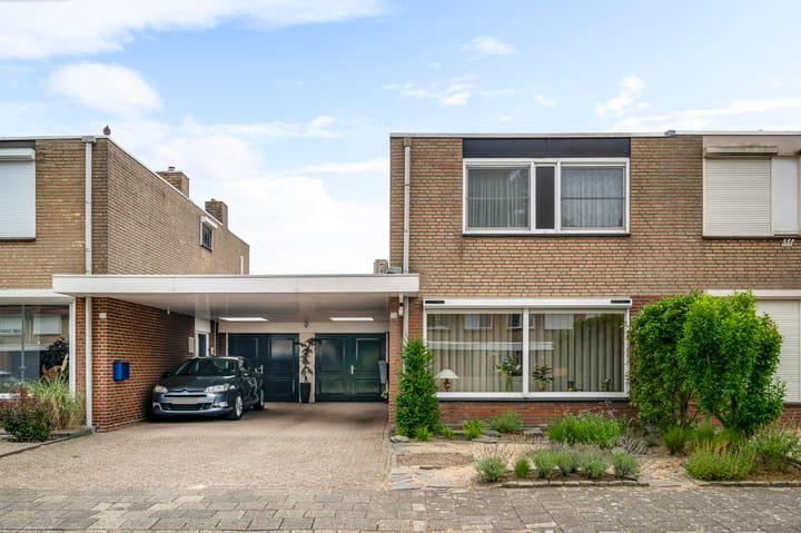 Tussenwoning te koop: Sanshofstraat 20, Venray